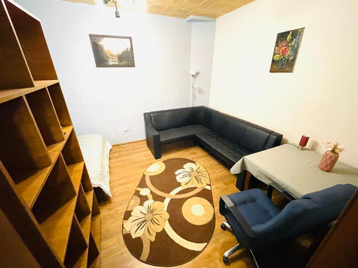Buget B&B Focşani Extérieur photo